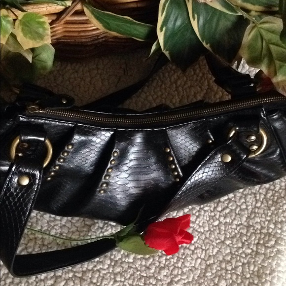 Nine West - Picture 4 of 7